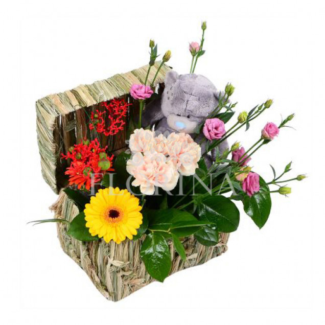Композиция в кашпо "Сундучок"