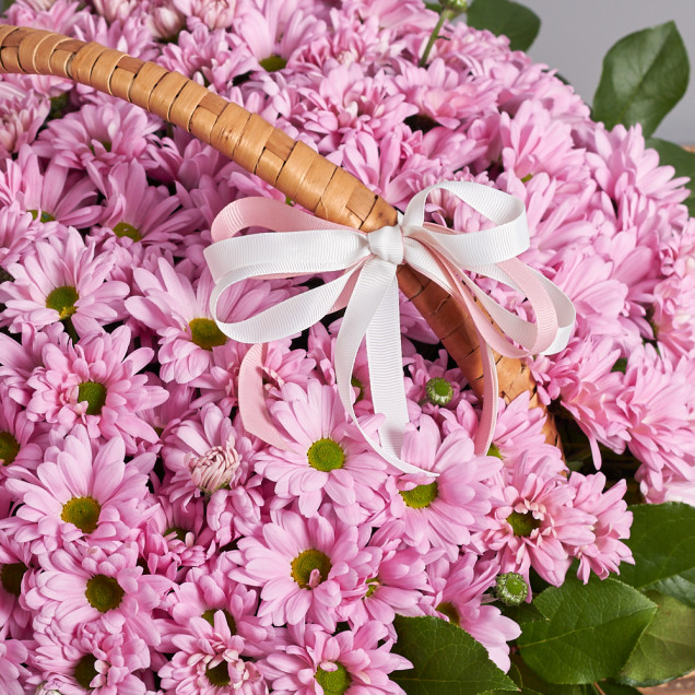 Композиція у кошику "Тільки ти"