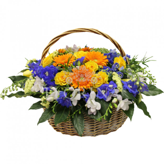 Композиция в корзине "На лужайке" Композиция в корзине "На лужайке"