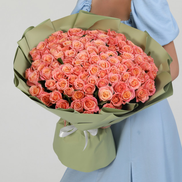 101 троянда Міс Піггі 50 см.