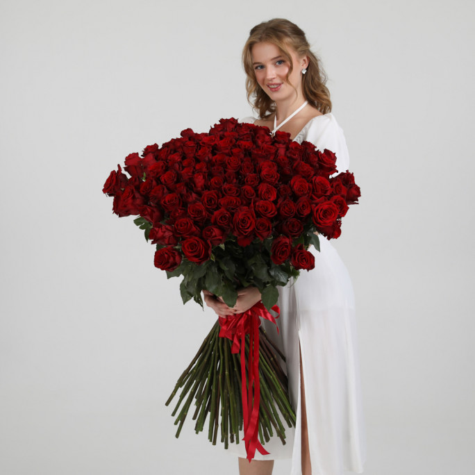 101 Еквадорська троянда "Експлорер" 70 см